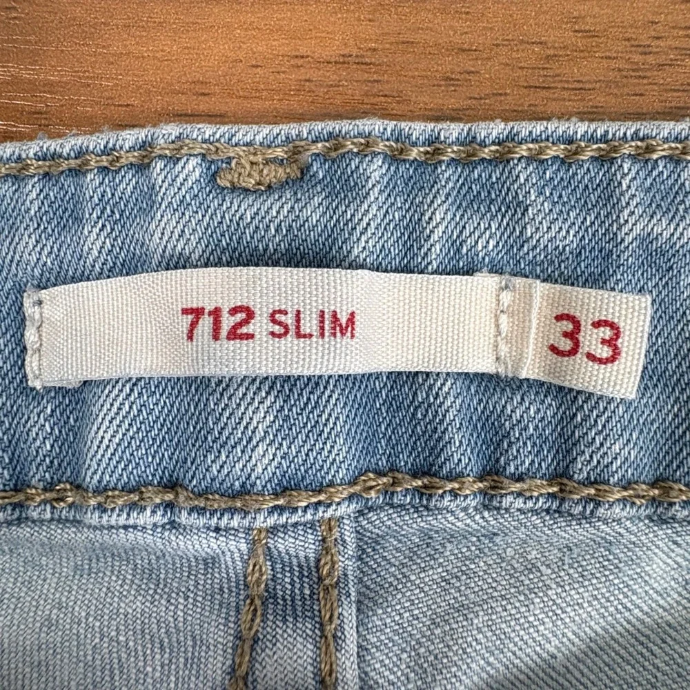 Levis 712 Slim Jeans Mens‎ 33x30 Light Wash Blue Denim Stretch Casual Streetwear